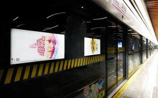 上海地鐵廣告吸睛 廣告公司與公眾面對(duì)面